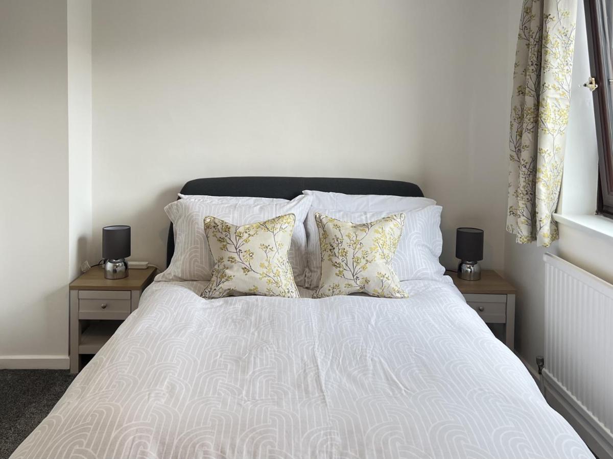 Modern 2 Bed Townhouse Just Outside City Walls With Free Private Parking York Exteriör bild